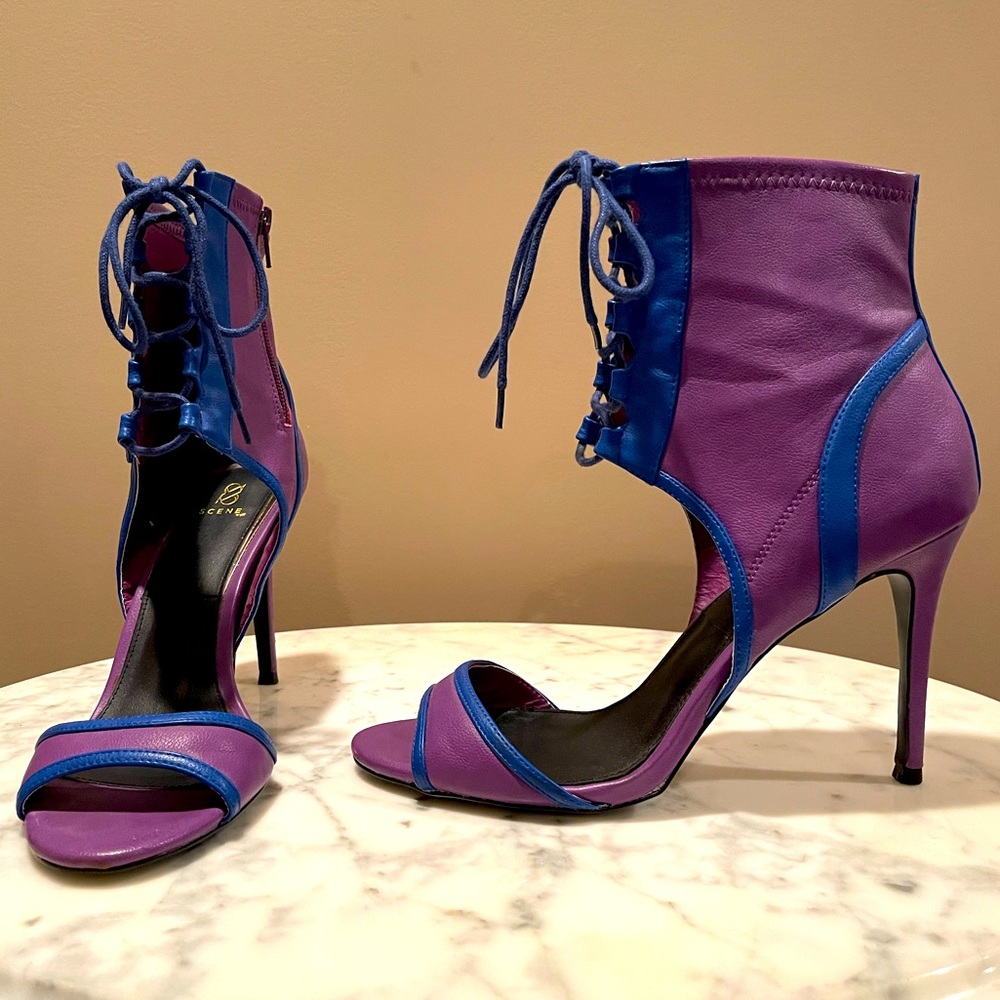 SCENE by Shoedazzle, 11, Purple with Blue Trim